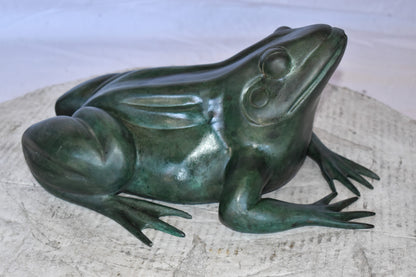 Croaking Frog Bronze Statue in Green Patina Fountain Size: 15" x 10" x 7"H