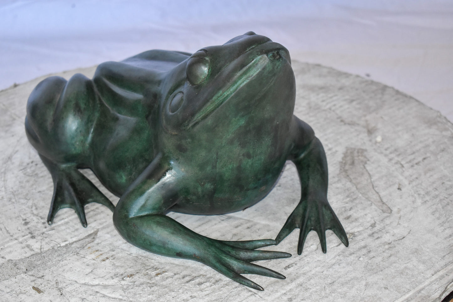 Croaking Frog Bronze Statue in Green Patina Fountain Size: 15" x 10" x 7"H