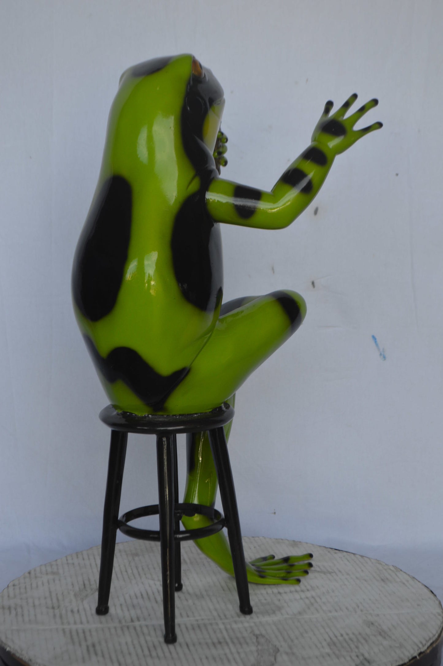 Comedic Green Frog bronze statue - Size: 25"L x 20"W x 30"H.