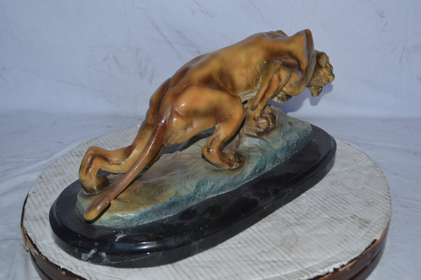Mountain Lion in action Bronze Statue - Size: 25"L x 11"W x 11"H.