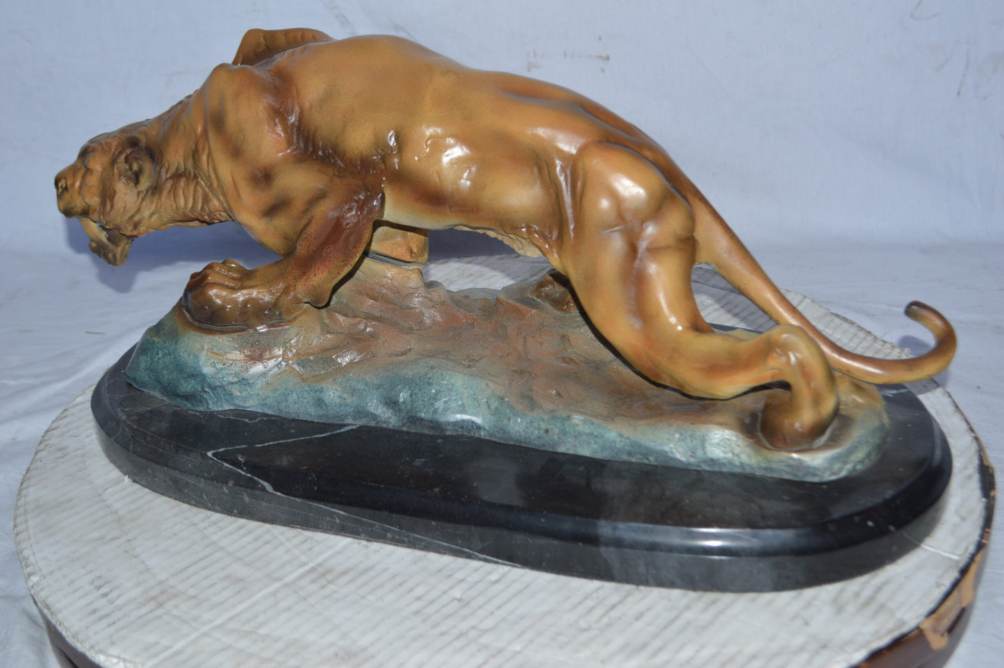 Mountain Lion in action Bronze Statue - Size: 25"L x 11"W x 11"H.