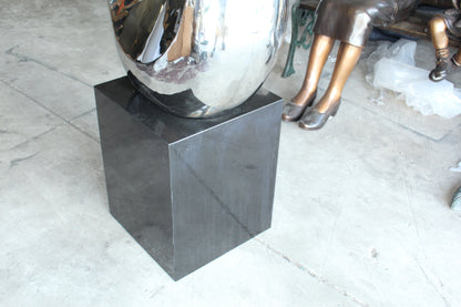 Modern arts - large statue - CC1 -  Size: 52"L x 26"W x 94"H. 