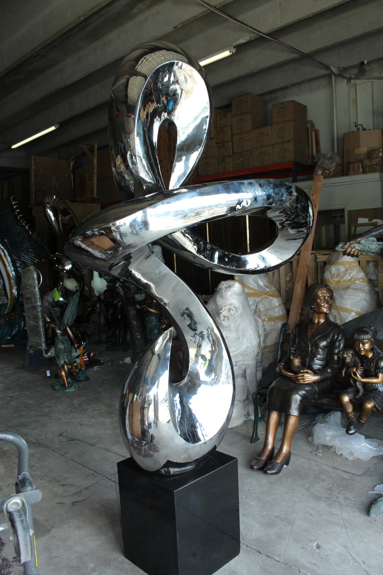 Modern arts - large statue - CC1 -  Size: 52"L x 26"W x 94"H. 