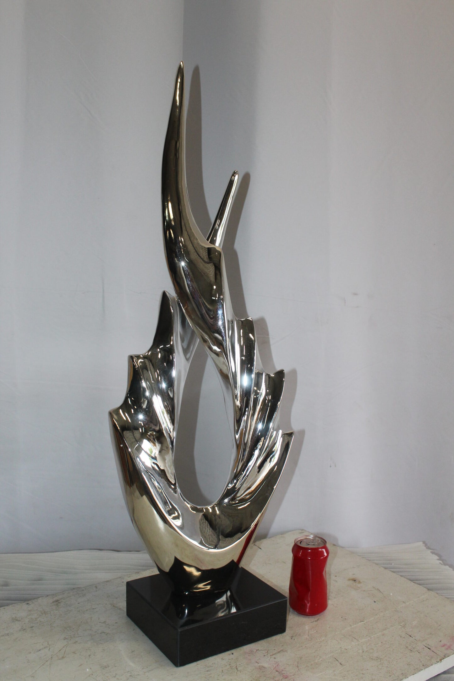 Silver Modern Abstract Resin Statue on Marble Base 13" x 7" x 36"H
