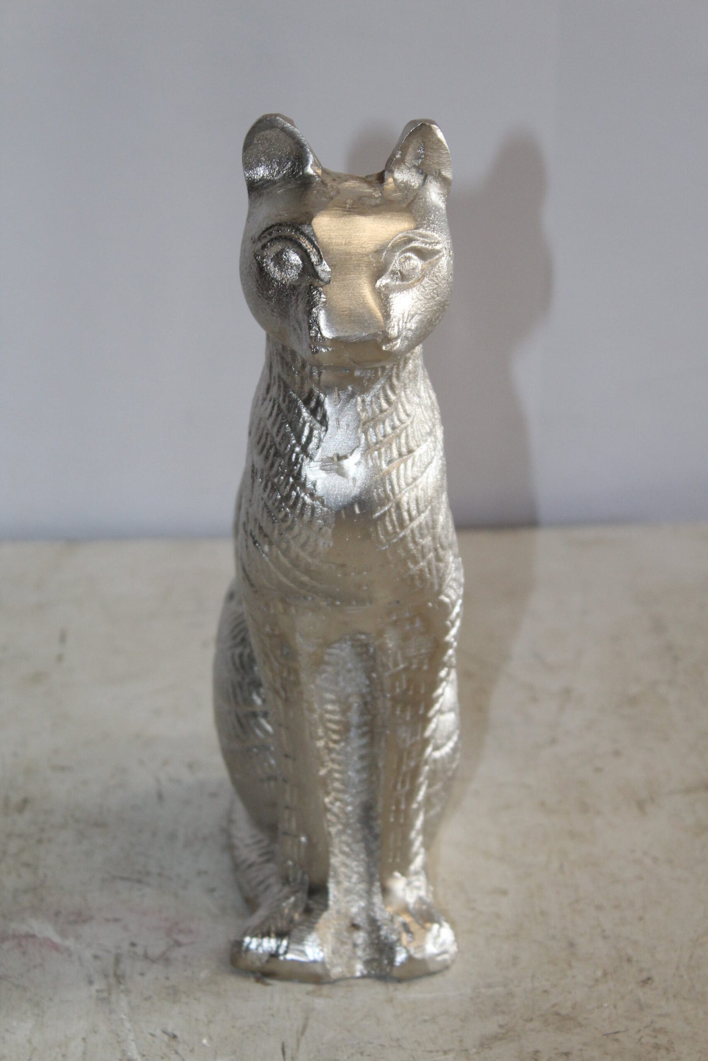 Aluminum Artistry Intricately Sitting Cat Statue in Silver 10" x 4" x 13"H