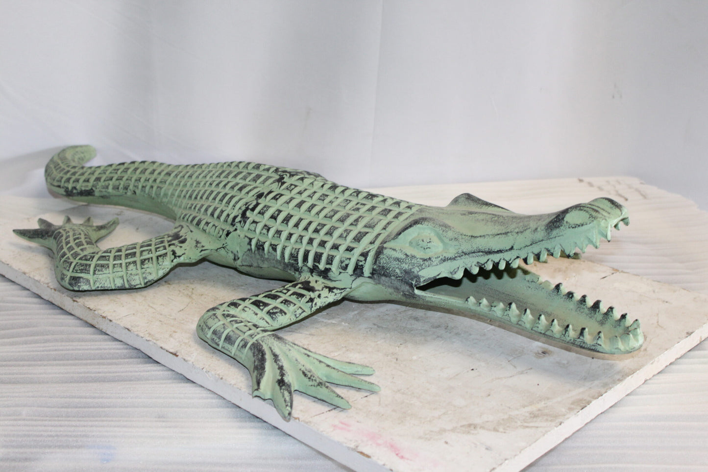 Green Patina Alligator Made of Aluminum Statue Embracing Nature 24" x 39" x 7"H