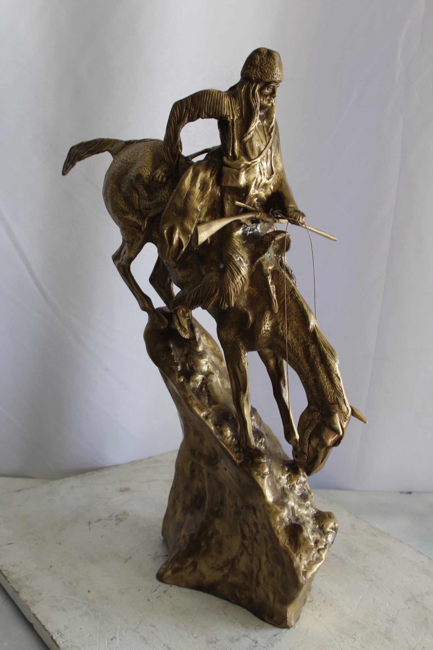 Nifao Bronze Finish Mountain Man Remington Replica - Western Decor Statue, Size: 21"L x 10"W x 26"H