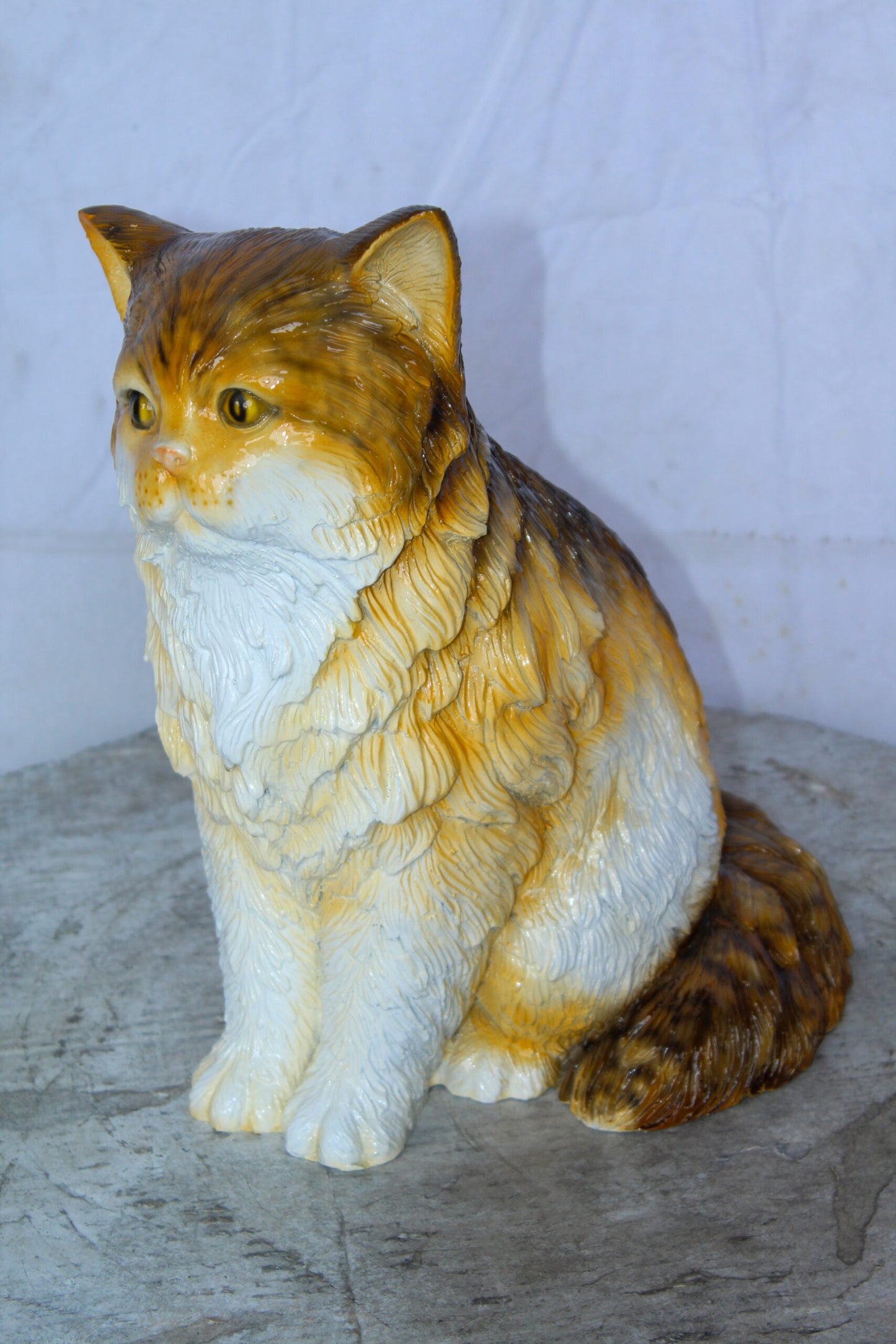 Brown Cat Sitting Bronze Statue, Charming for Cat Lovers 12" x 10" x 14"H