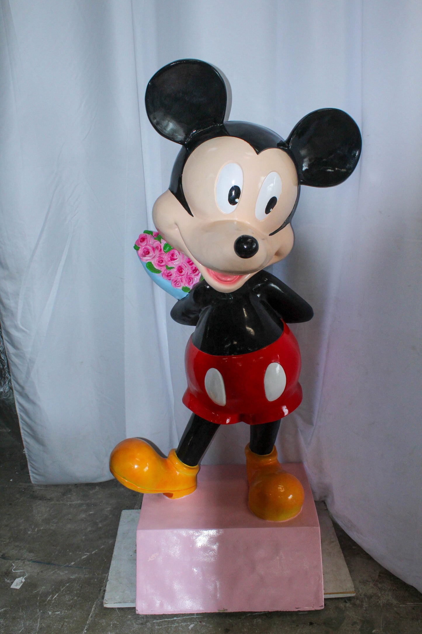 Large Cartoon Mouse Statue Holding Flower Bouquet 35" x 26" x 73"H