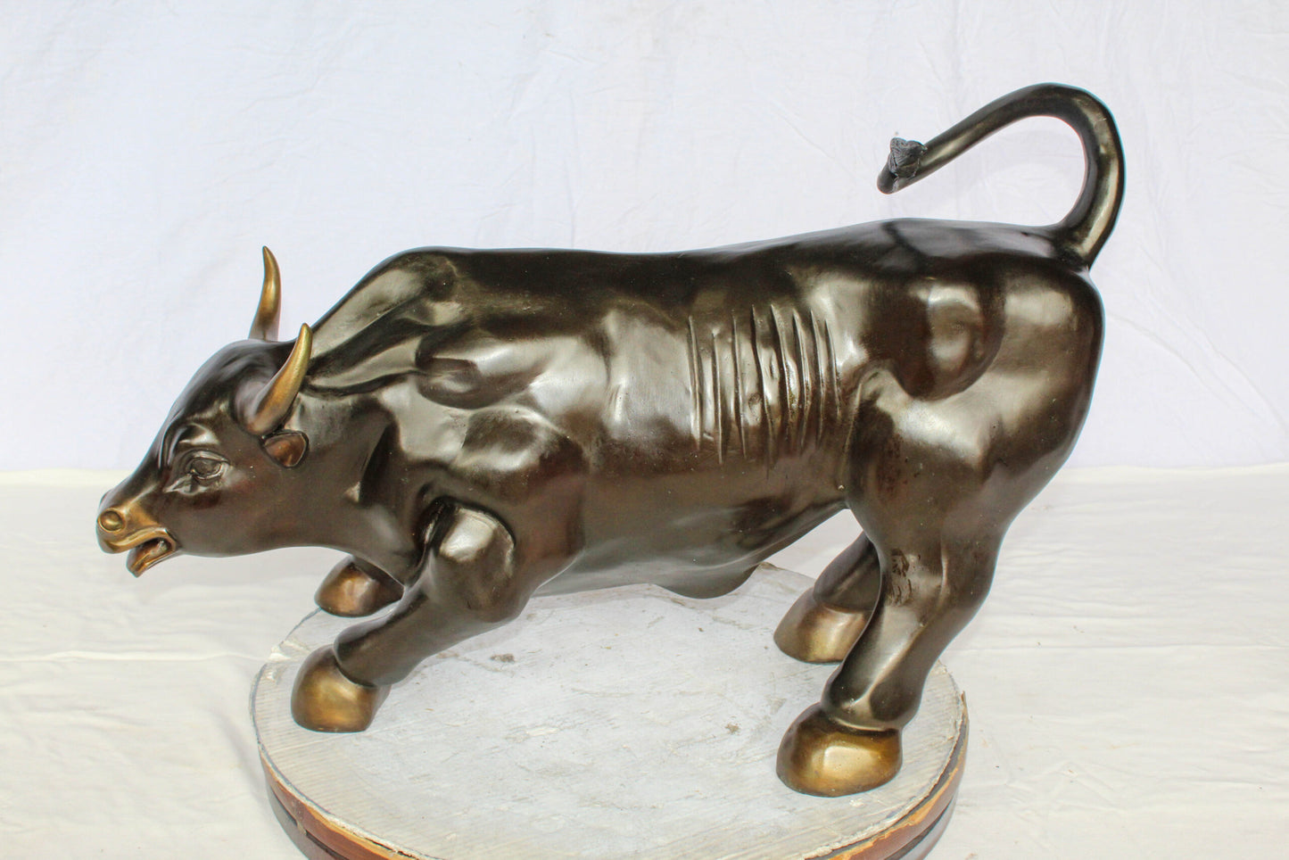 Wall Street Bull Bronze Statue Replica in a Powerful Pose 32" x 16" x 21"H