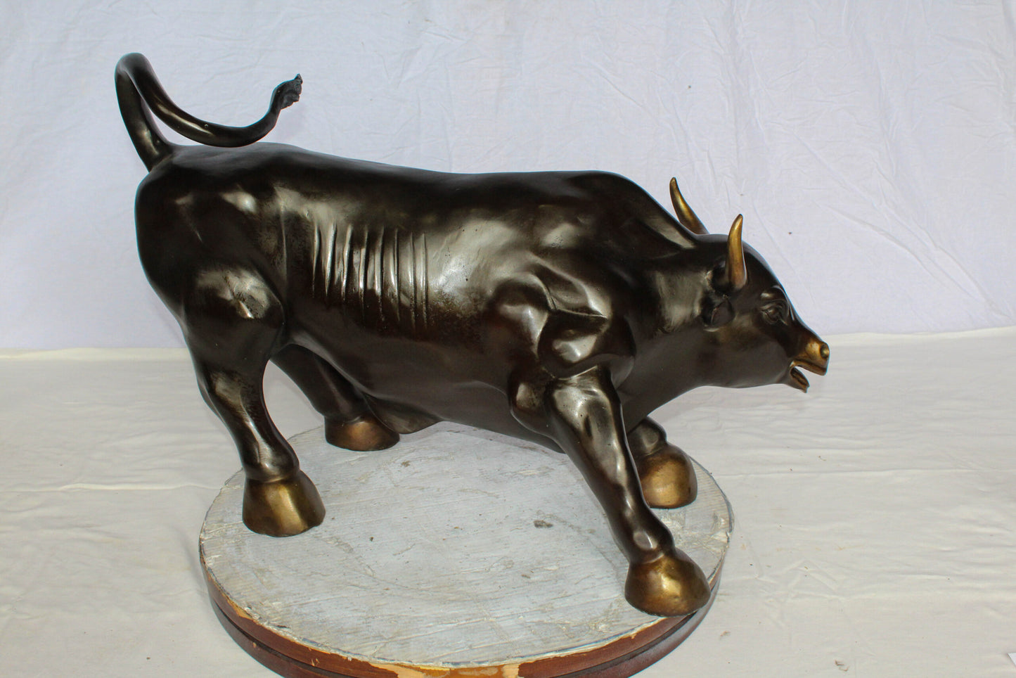 Wall Street Bull Bronze Statue Replica in a Powerful Pose 32" x 16" x 21"H