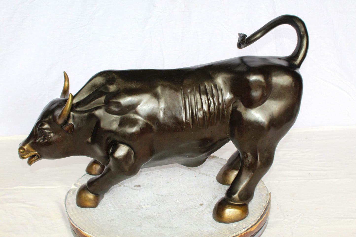 Wall Street Bull Bronze Statue Replica in a Powerful Pose 32" x 16" x 21"H