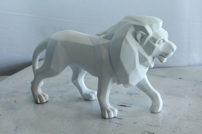 Nifao Modern Resin Lion Statue – Geometric Indoor/Outdoor Sculpture, Matte White Polygon Design, Contemporary Minimalist Animal Decor for Homes, Offices, Galleries & Modern Interiors17 x 5" x 9"H