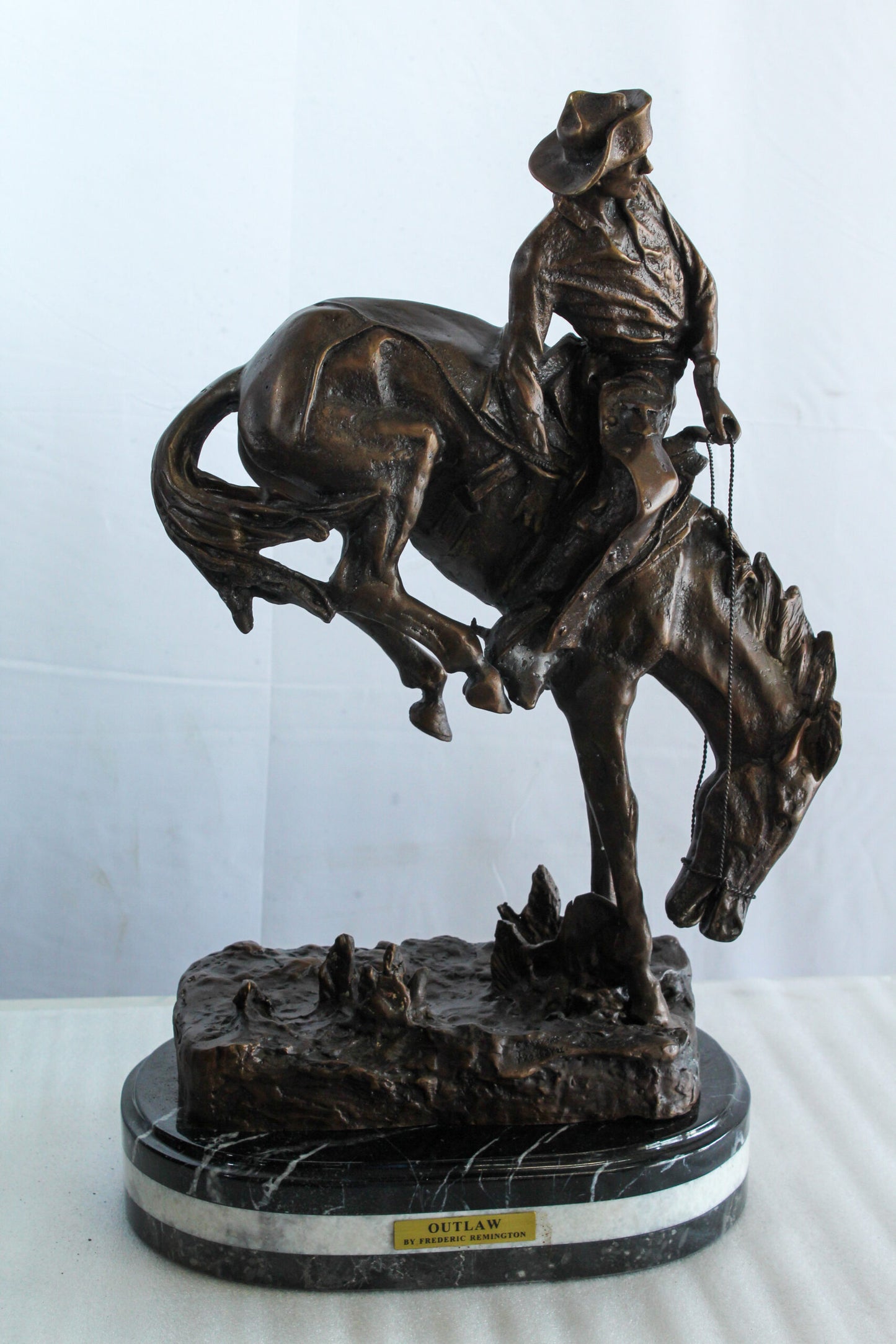Nifao Bronze Outlaw Remington-Inspired Statue - Western Cowboy Sculpture with Marble Base, Size: 15"L x 8"W x 25"H