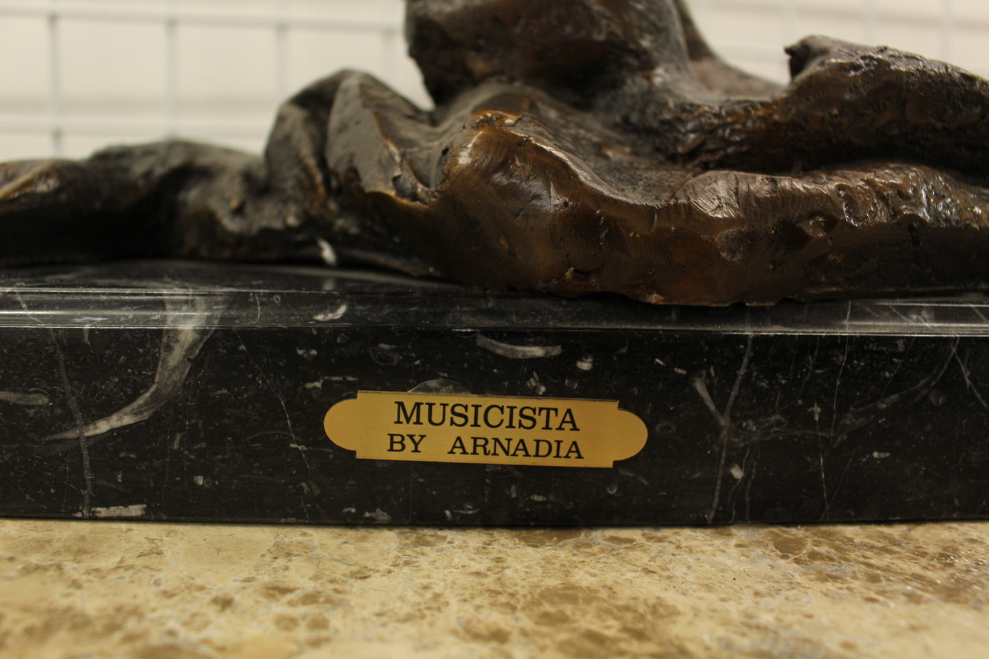 Musicista by Arnadia, Bust of Violin Musician Bronze Statue - 27"x 16"x 32"H. 