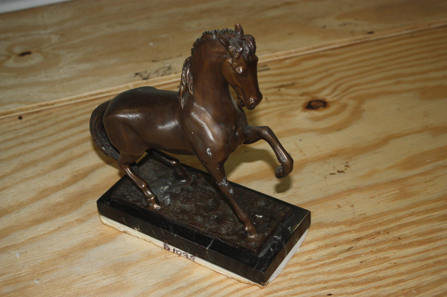 Running horse Bronze statue -  Size: 7.5"L x 3.5"W x 9"H. 