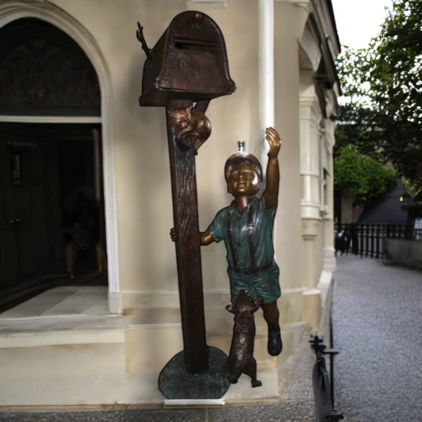 22" Standing Mailbox W boy Dog And Cat
