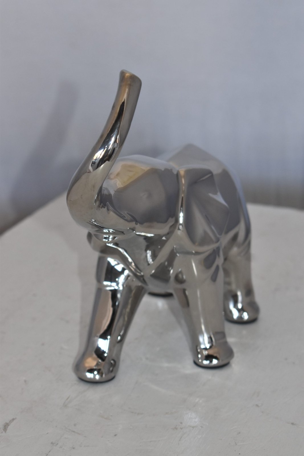 Modern Art Ceramic Elephant Statue Size: 15" x 14" x 10"H