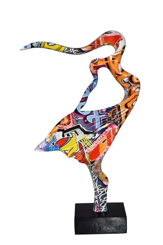 Gone With The Wind Modern Graffiti Resin Statue Size: 9" x 3" x 14"H