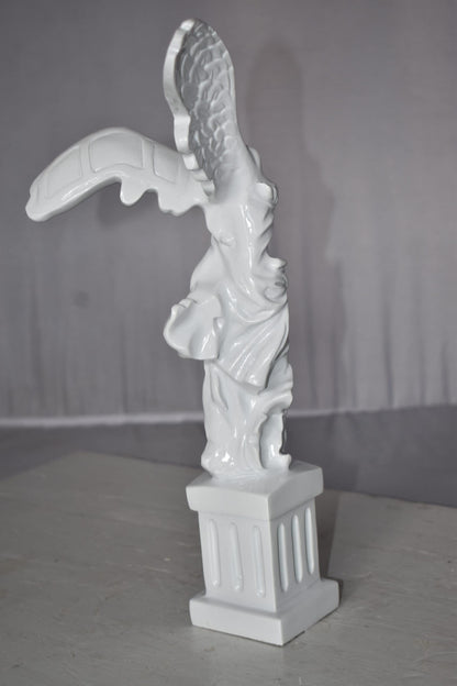 Winged Victory Nike of Samothrace Statue Made of Resin Size: 6" x 6" x 14"H
