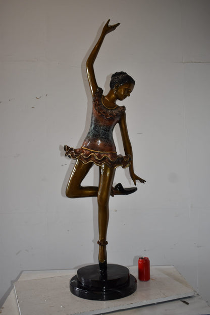 Ballet Dancer Ballerina on her Tippy Toes Bronze Statue