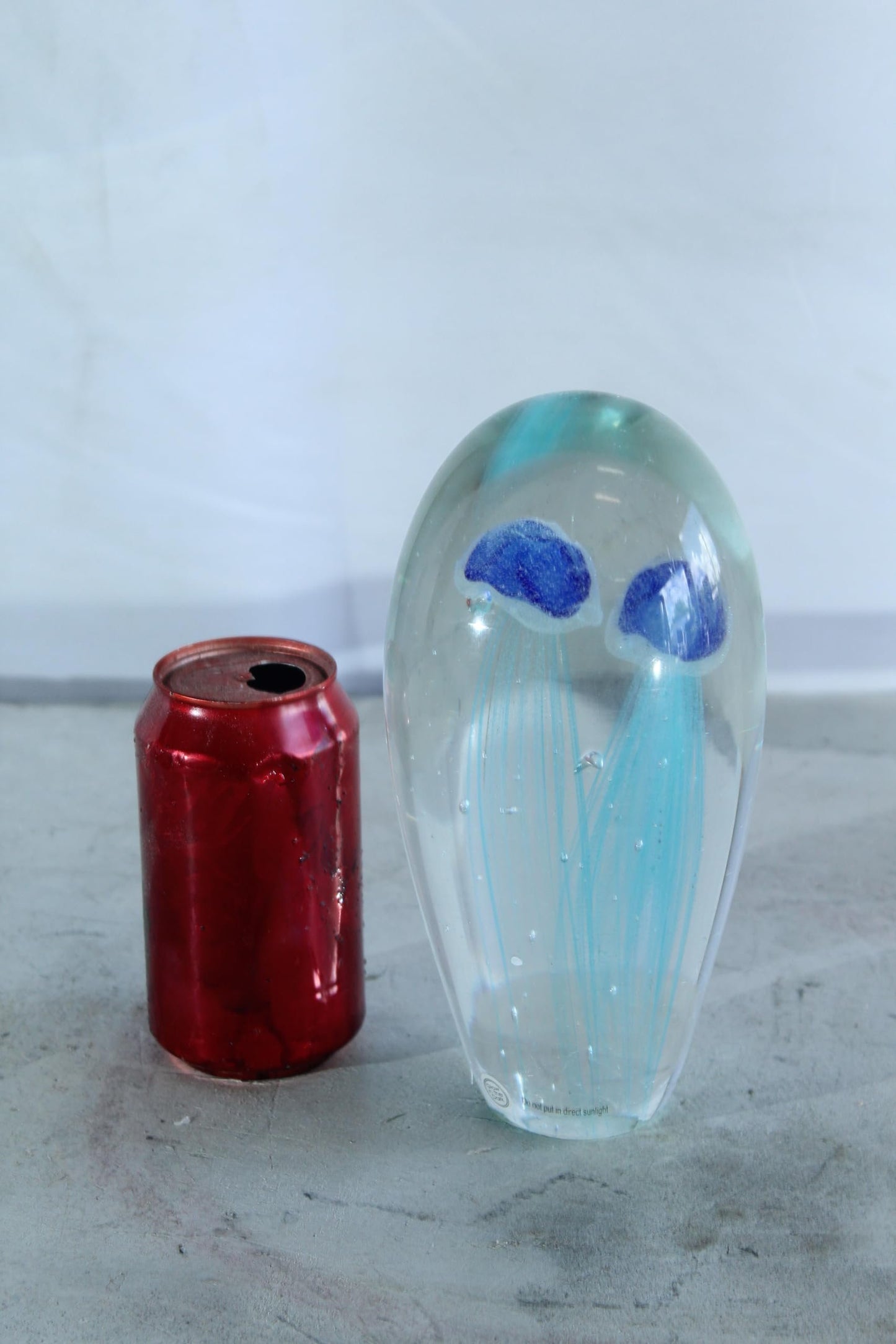 NIFAO Glass Jellyfish Paperweight Hand Blown Ocean Art Decor 4" x 4" x 9"H