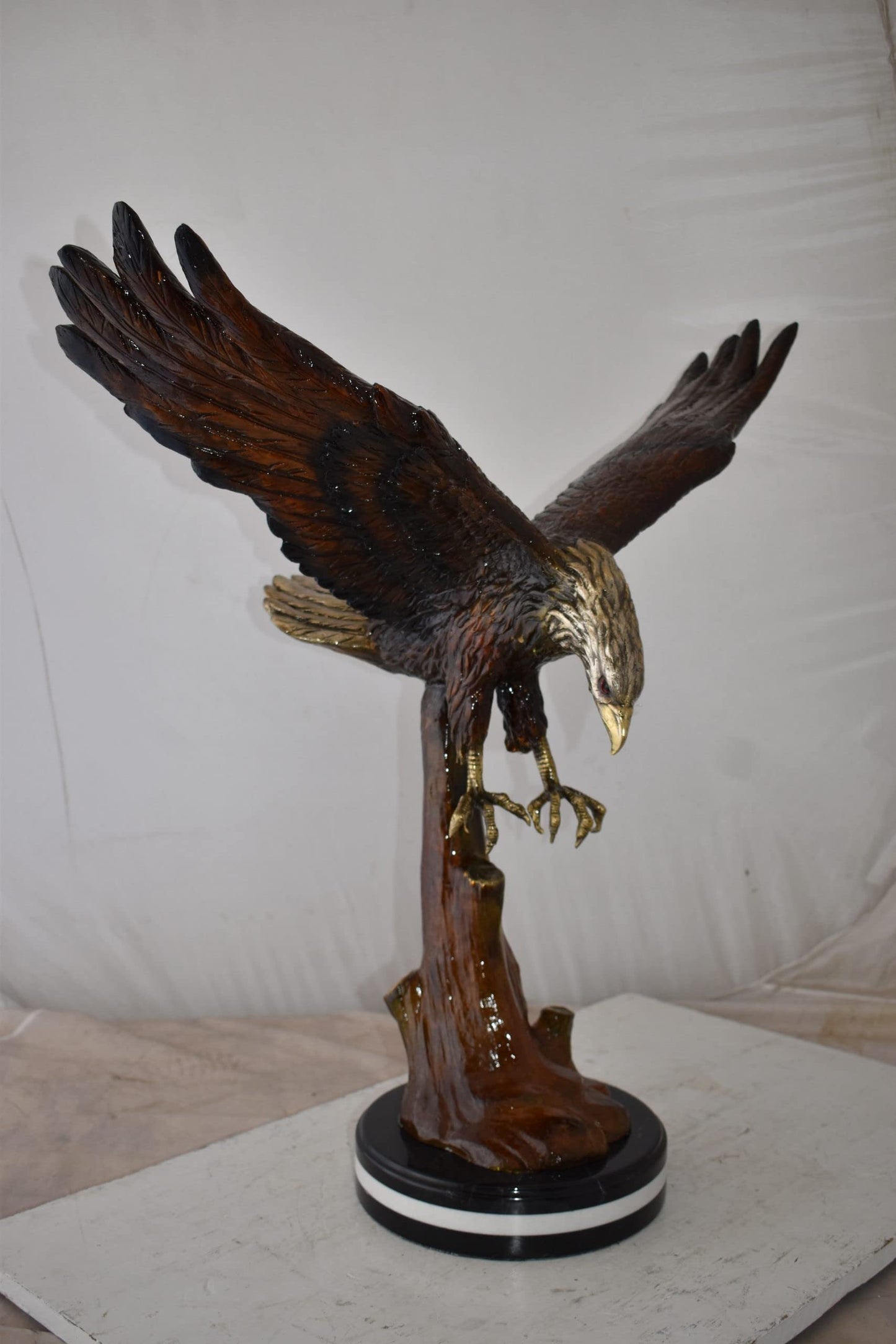Eagle Flying and Looking Down for Prey Bronze Statue Size: 29" x 17" x 28"H