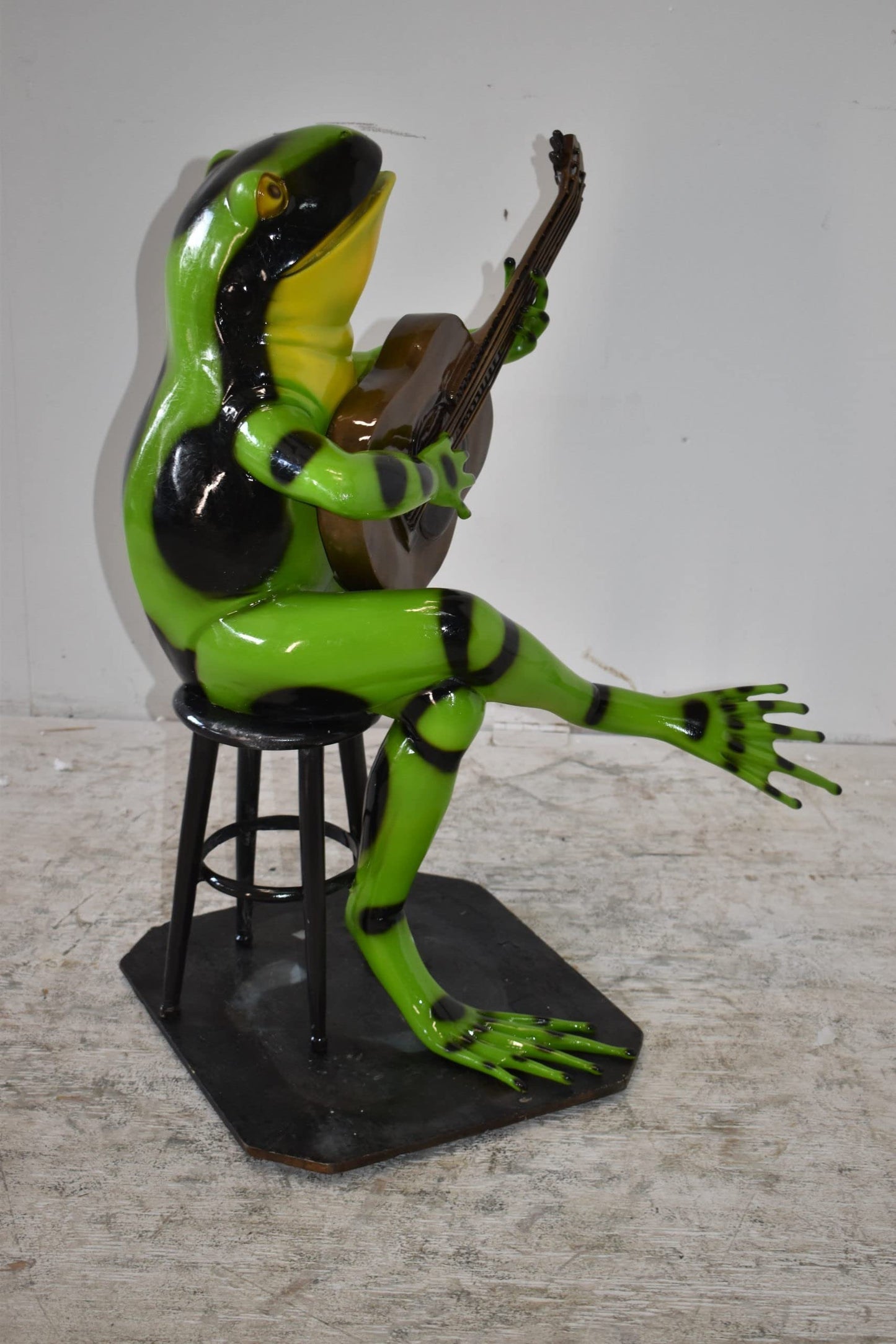 Green Frog Playing the Guitar Bronze Statue Size: 23" x 21" x 29"H