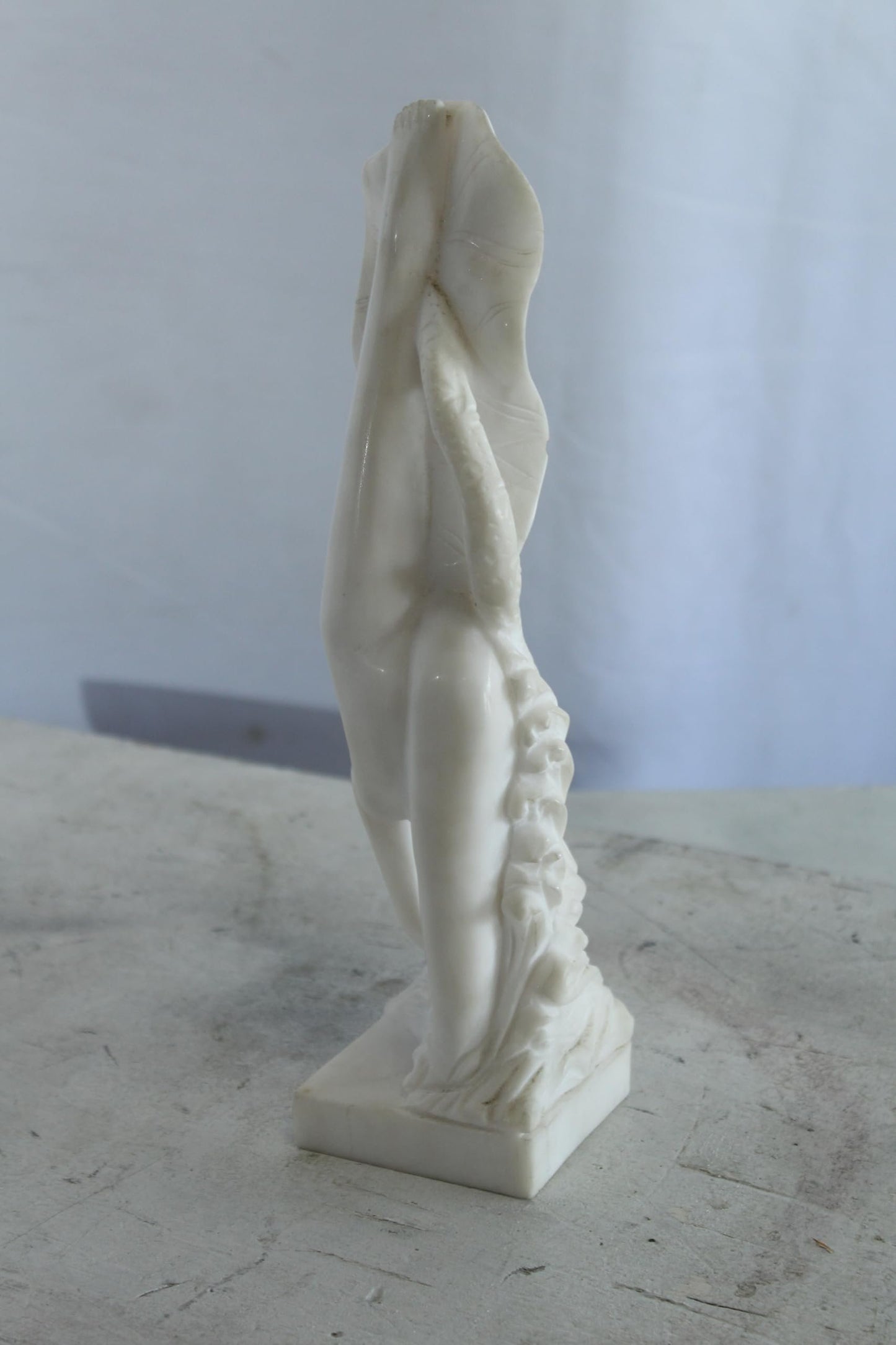 NIFAO Marble Woman Diving for a Pearl Marble Sculpture 4" x 4" x 12"H