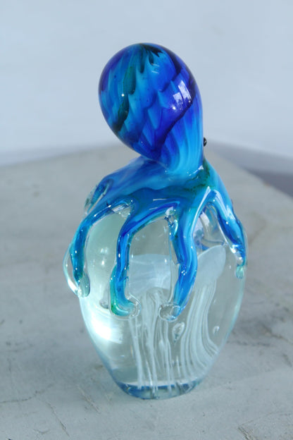 NIFAO Glass Octopus Paperweight Hand Blown Ocean Art Decor 5" x 3" x 9"H