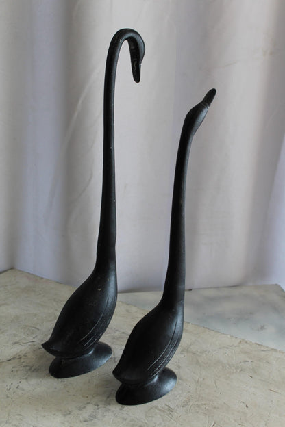 Aluminum Pair of Black Swans, Graceful Decor Accent 7" x 7" x 23"H