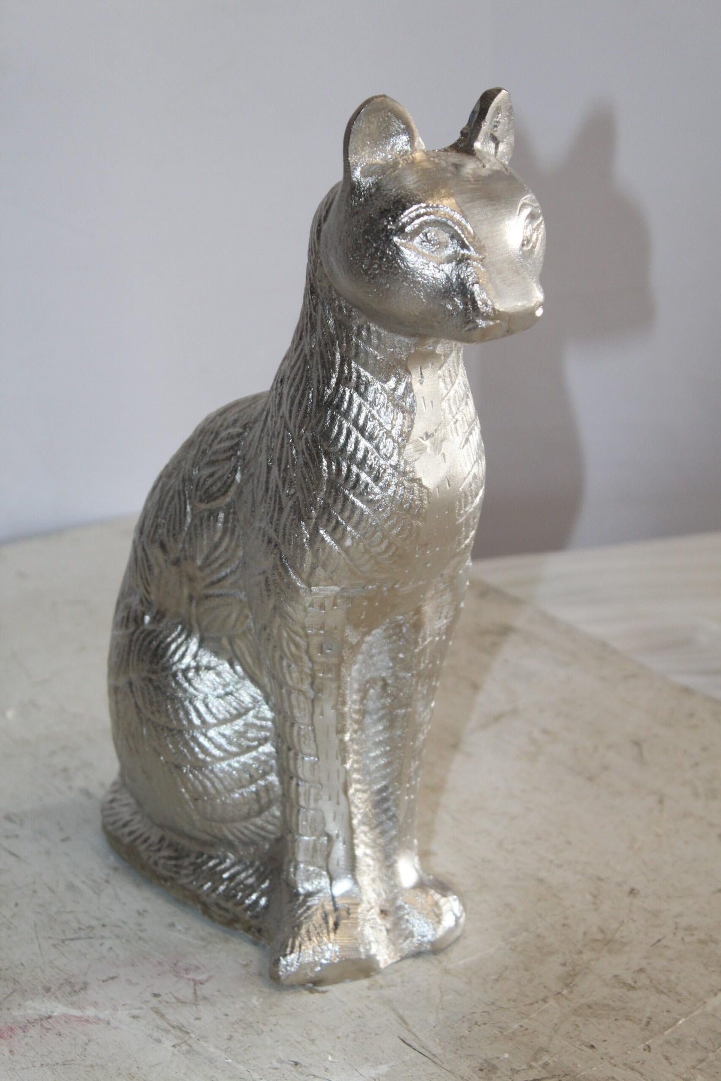 Aluminum Artistry Intricately Sitting Cat Statue in Silver 10" x 4" x 13"H