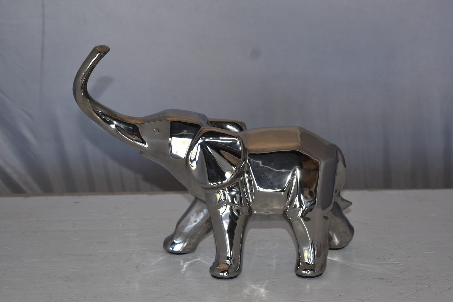 Modern Art Ceramic Elephant Statue Size: 15" x 14" x 10"H