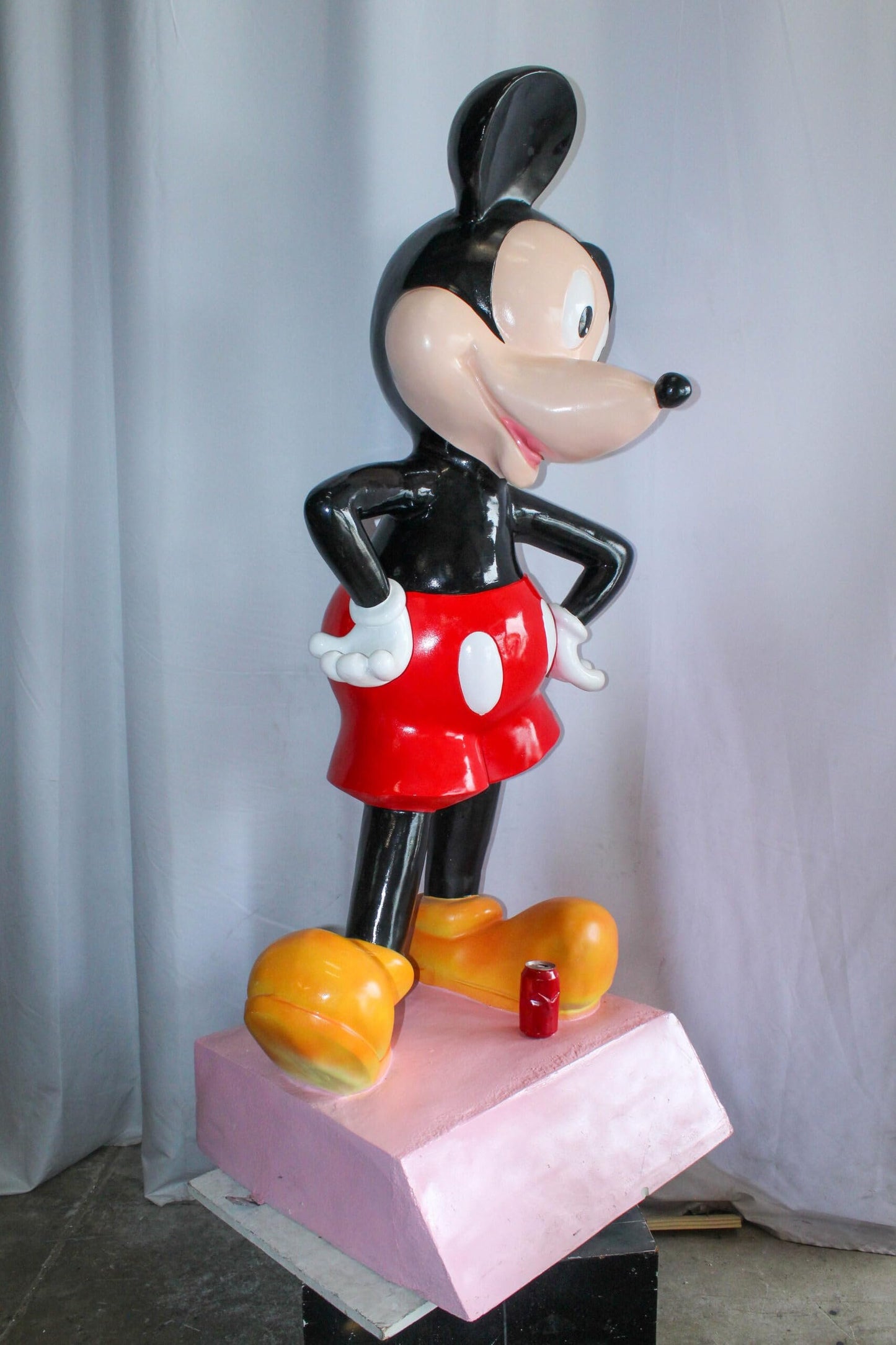 Large Cartoon Mouse Statue Holding Flower Bouquet 35" x 26" x 73"H
