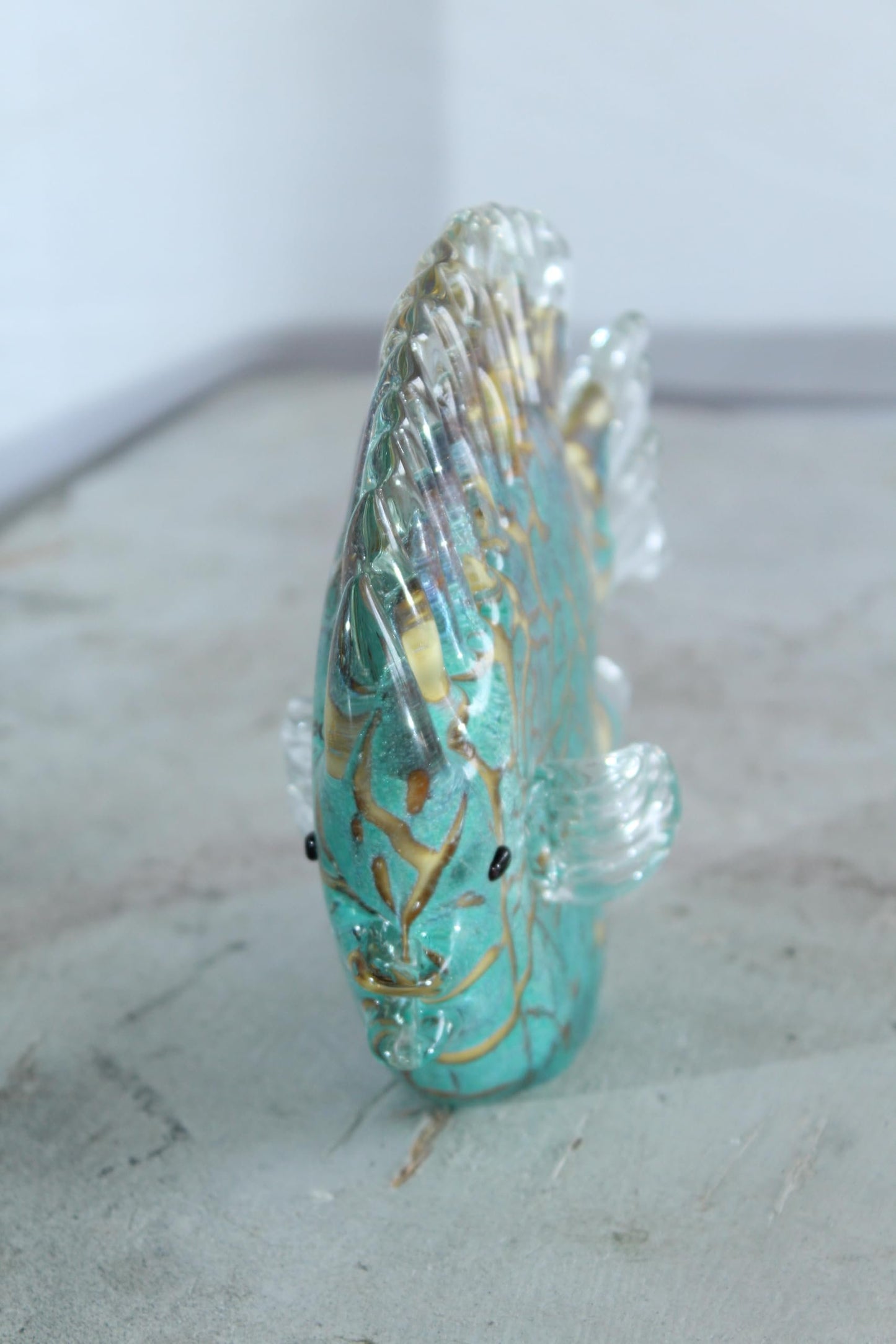 NIFAO Glass Reef Fish Figurine Teal Crackle Art Glass 8" x 3" x 6"H