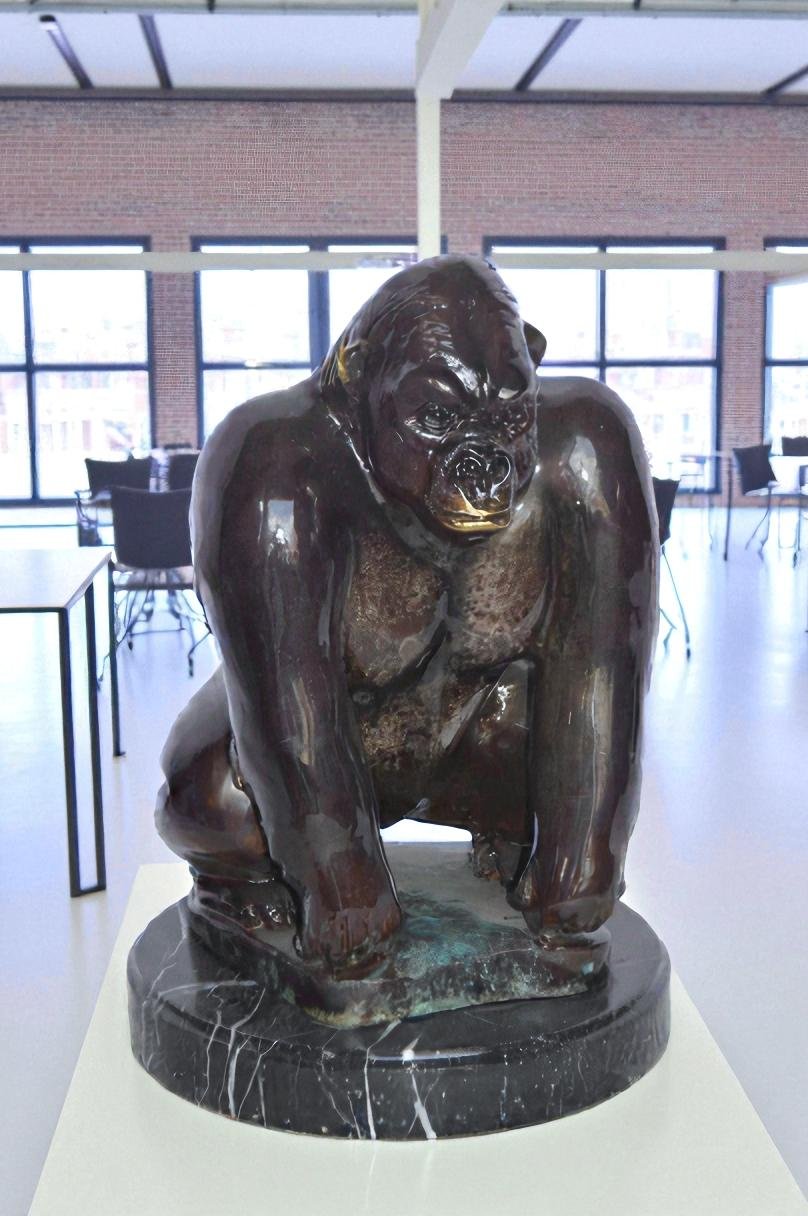 King Kong Bronze Statue - Size: 10"L x 10"W x 15"H.
