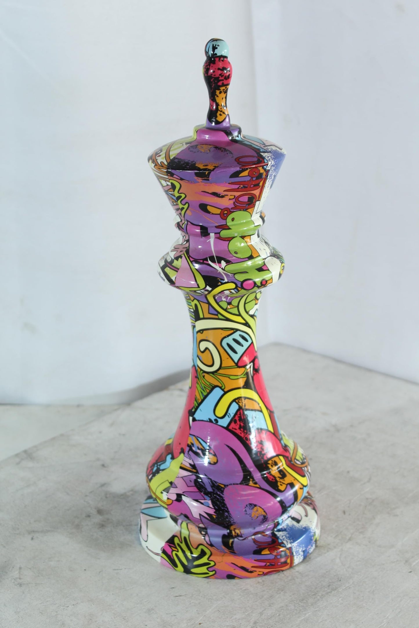 NIFAO Giant King Chess Piece Graffiti Art Sculpture Pop Art Resin Decor 6"x6"x19"H