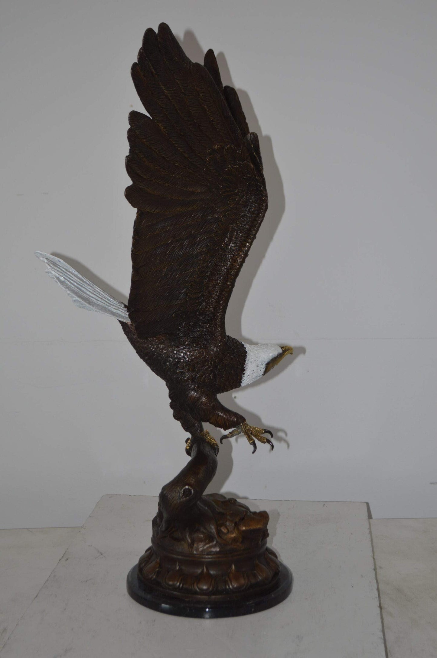 Eagle Coming to a Landing on a Branch Bronze Statue - Size: 15"L x 15"W x 31"H