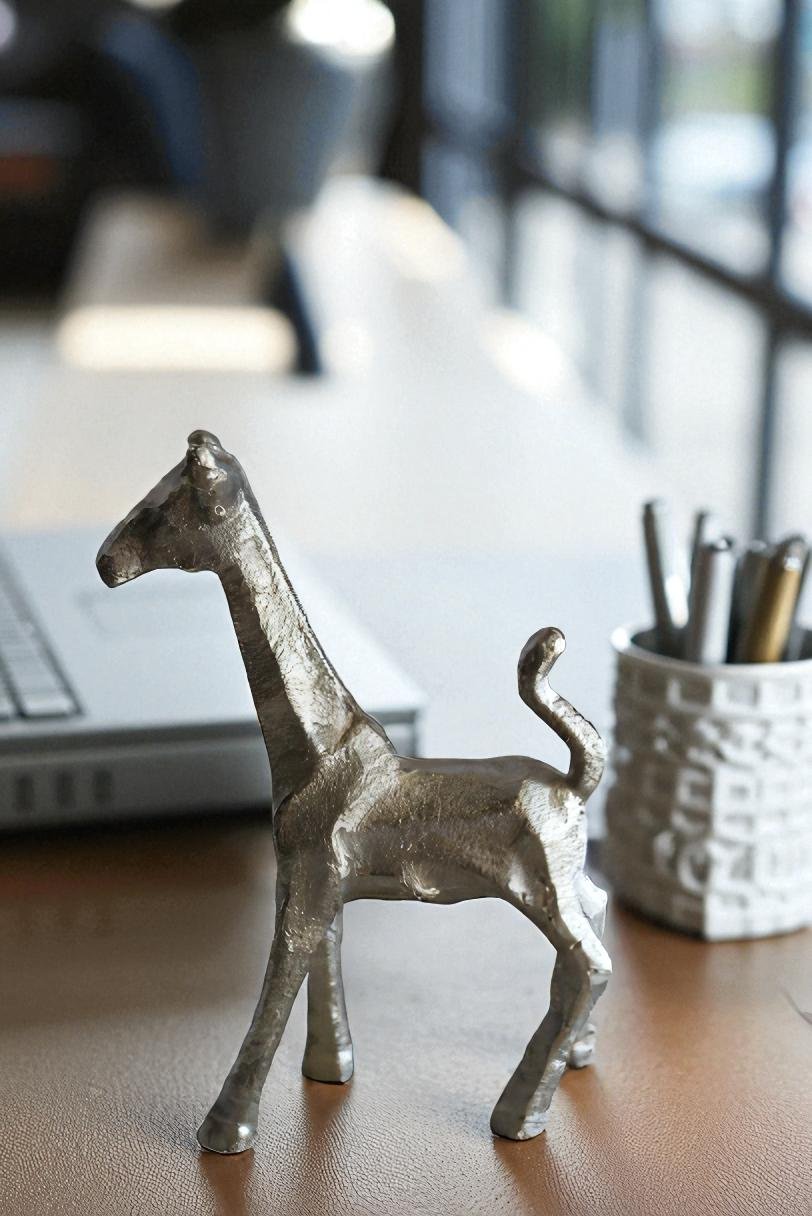 Aluminum Giraffe Statue, Elegant Miniature Accent for Any Space 7" x 3" x 10"H