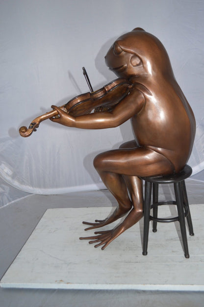 Nifao Human-Size Bronze Frog Playing Violin Statue – Whimsical Animal Musician Sculpture on Chair, Indoor/Outdoor Decor - 29" L x 18" W x 29" H