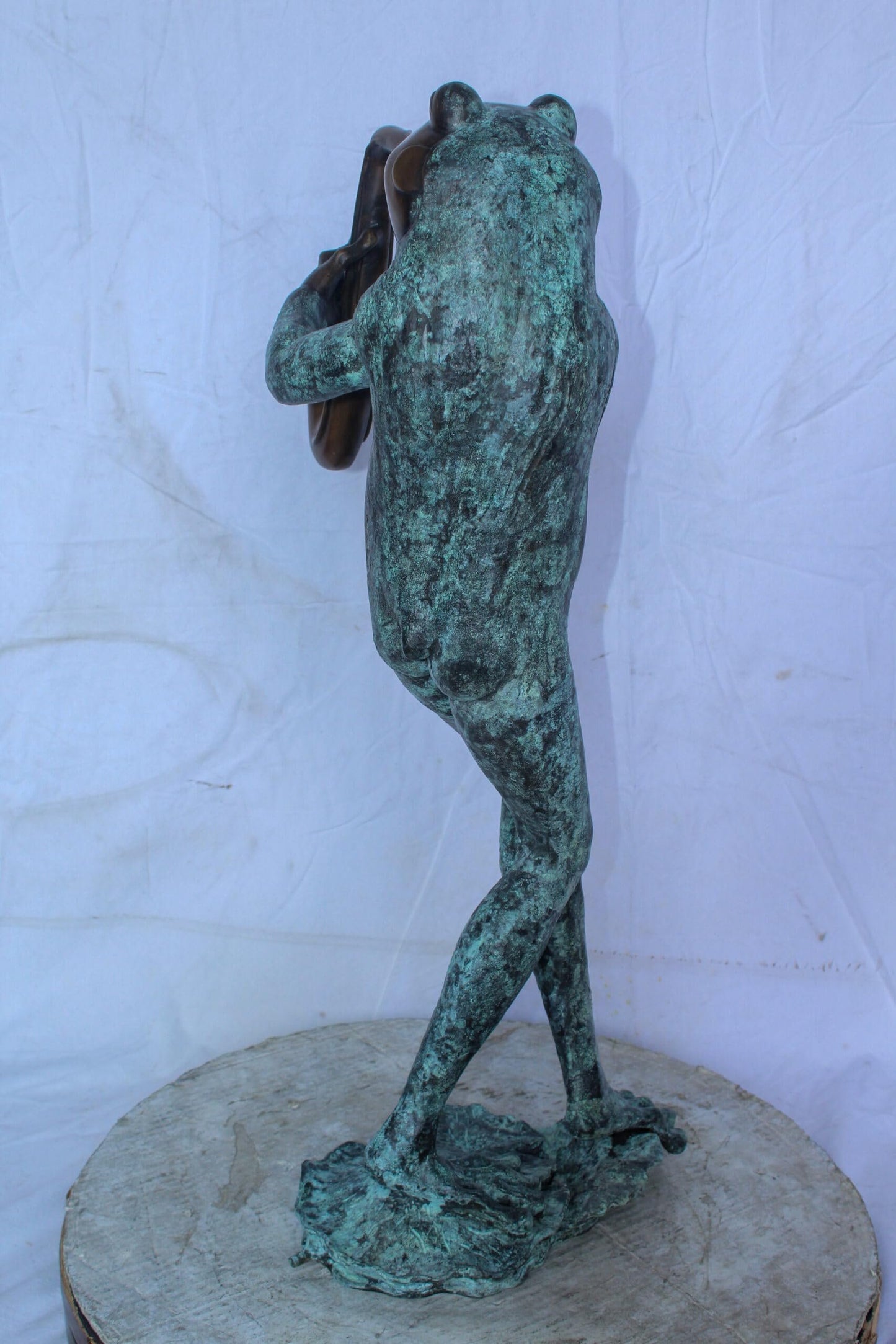 Musical Frog Playing Saxophone Bronze Fountain, Fun home Decor 14" x 9" x 32"H