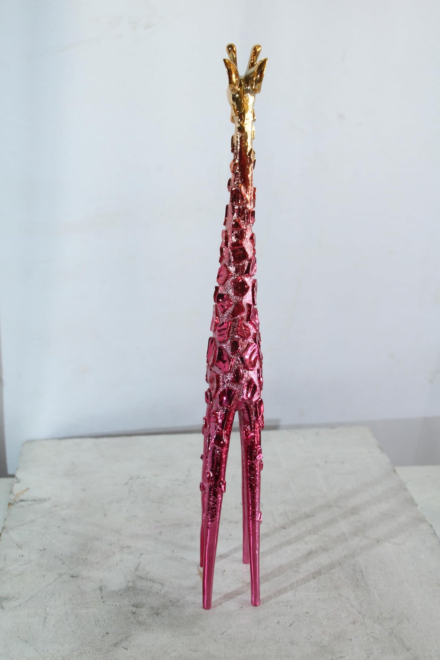 NIFAO Pink Giraffe Sculpture with Gold Chrome Head Modern Resin Decor 4"x6"x30"H