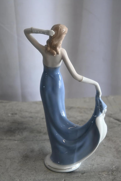 Porcelain Elegant Lady Blue Flowing Gown Dancer Figurine 5"x3"x12"H