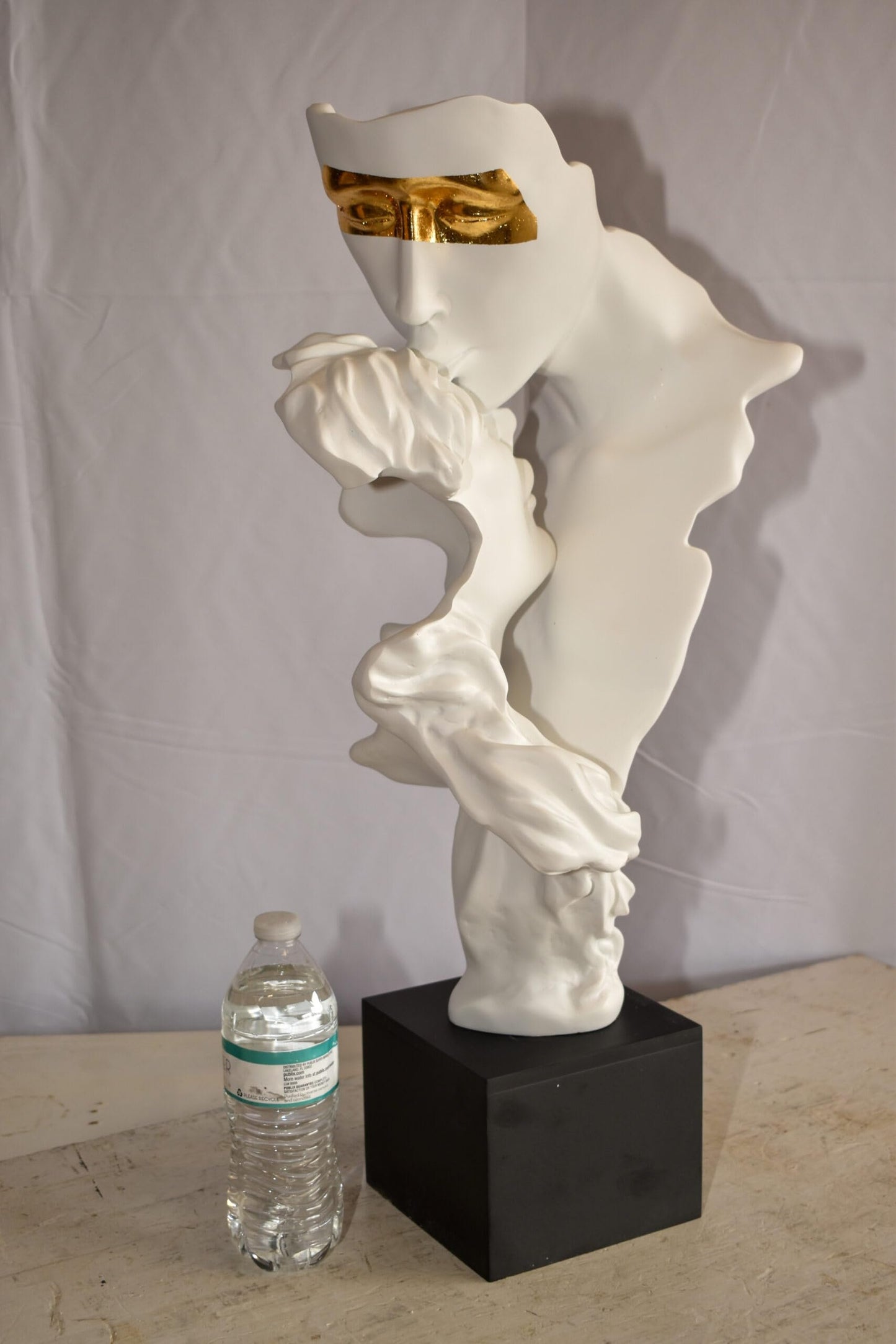 Abstract Modern Lovers White Resin Statue 12" x 8" x 26"H