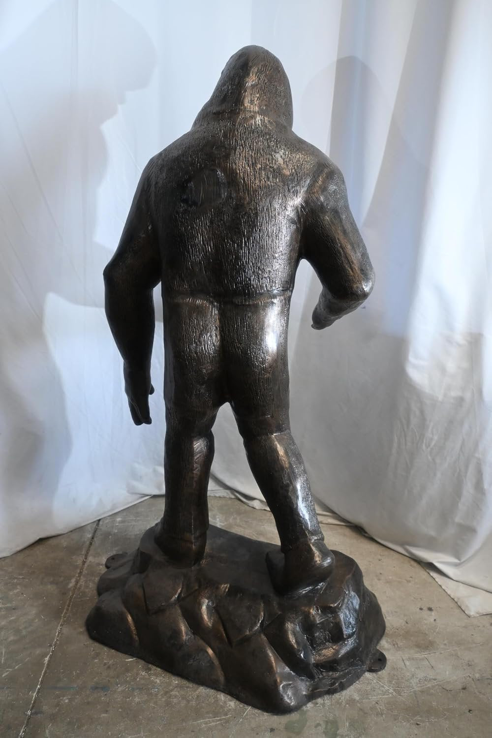 Aluminum Bigfoot Sasquatch Statue on Rock Base 38"x29"x77"H
