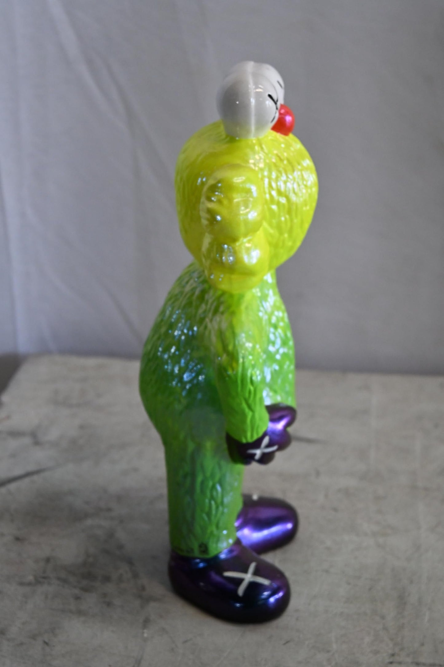NIFAO Green Monster Character Resin Figurine Statue Andres Mendez 8"x4"x14"H