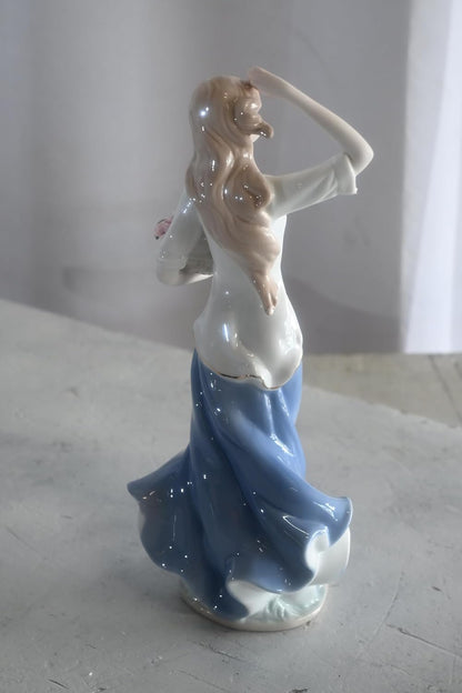 Porcelain Lady White Top Blue Skirt Holding Rose Bouquet 5"x4"x12"H