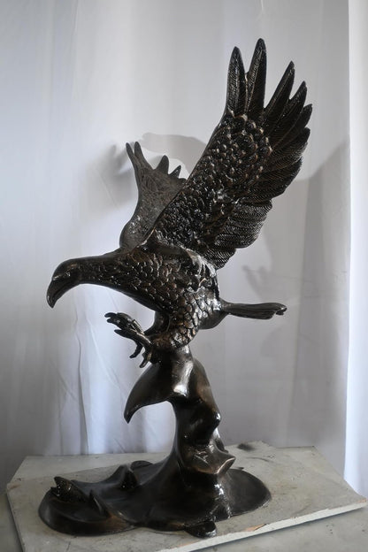 Aluminum Bald Eagle Landing Wings Spread Dark Bronze Art 32"x27"x42"H