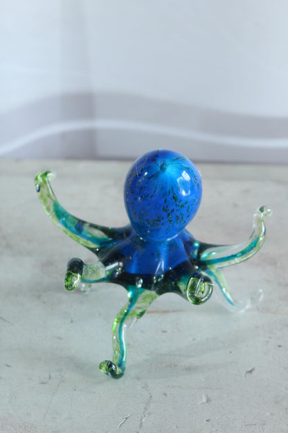 NIFAO Glass Octopus Figurine Hand Blown Ocean Art Tabletop Decor 8" x 8" x 6"H