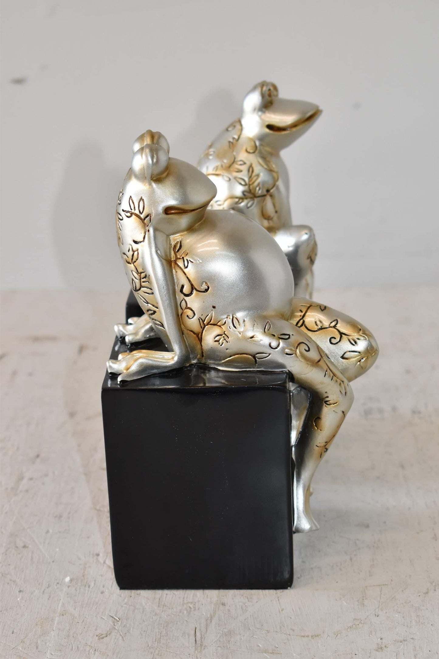 Pair of Happy Frogs Sitting on a Cube Resin Statue Size: 6" x 4" x 9"H